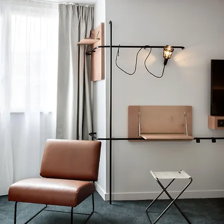 Moxy Bastille