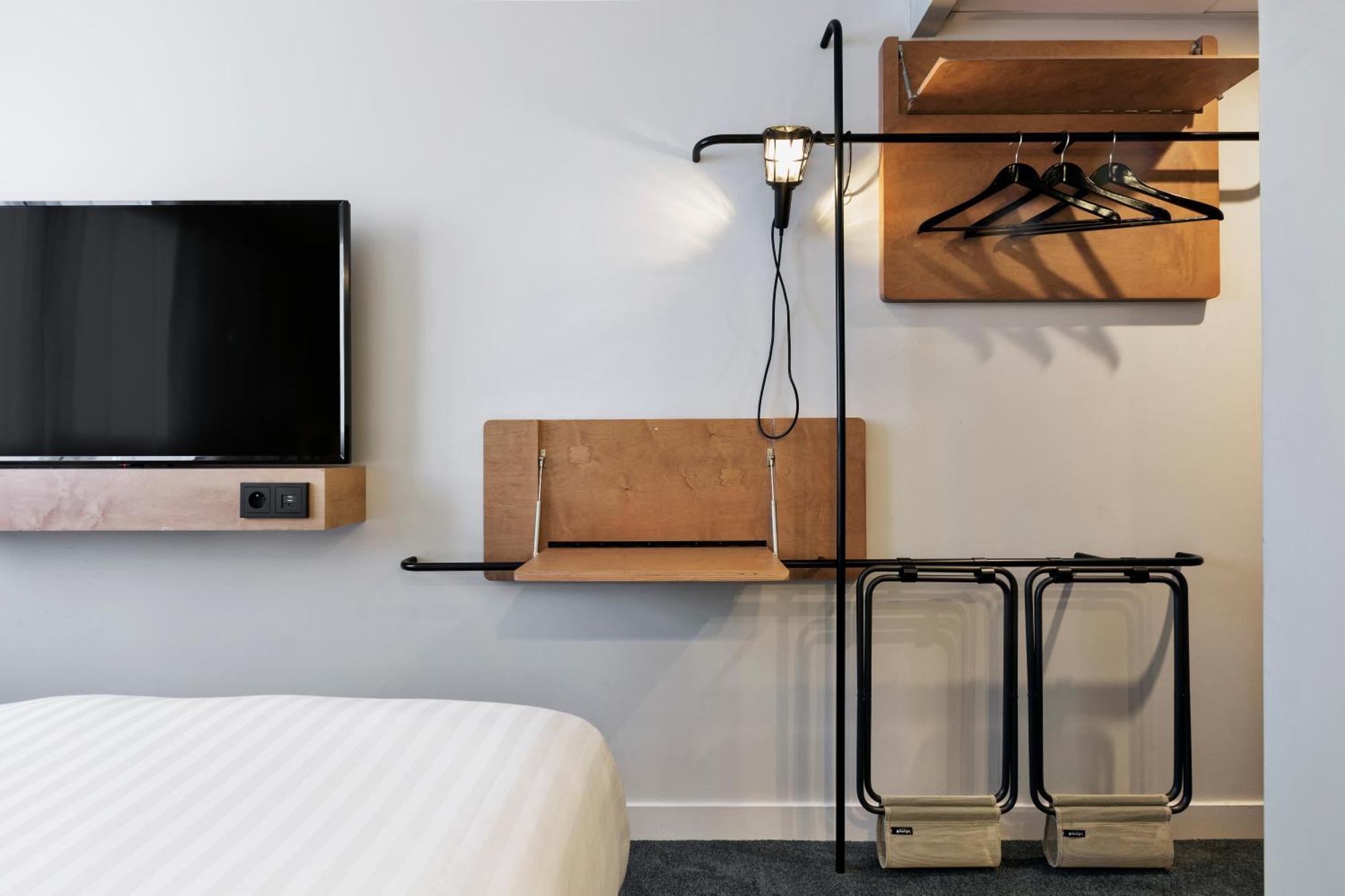 Moxy Bastille Hotel 3*